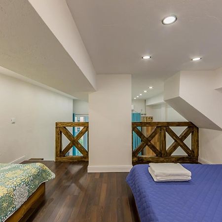 Kyiv Saksahanskoho Apart Hotel Dış mekan fotoğraf
