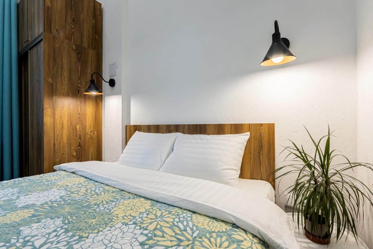 Kyiv Saksahanskoho Apart Hotel Dış mekan fotoğraf
