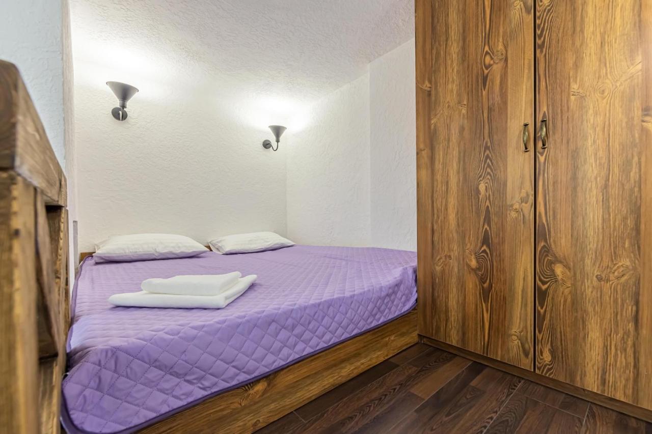 Kyiv Saksahanskoho Apart Hotel Dış mekan fotoğraf