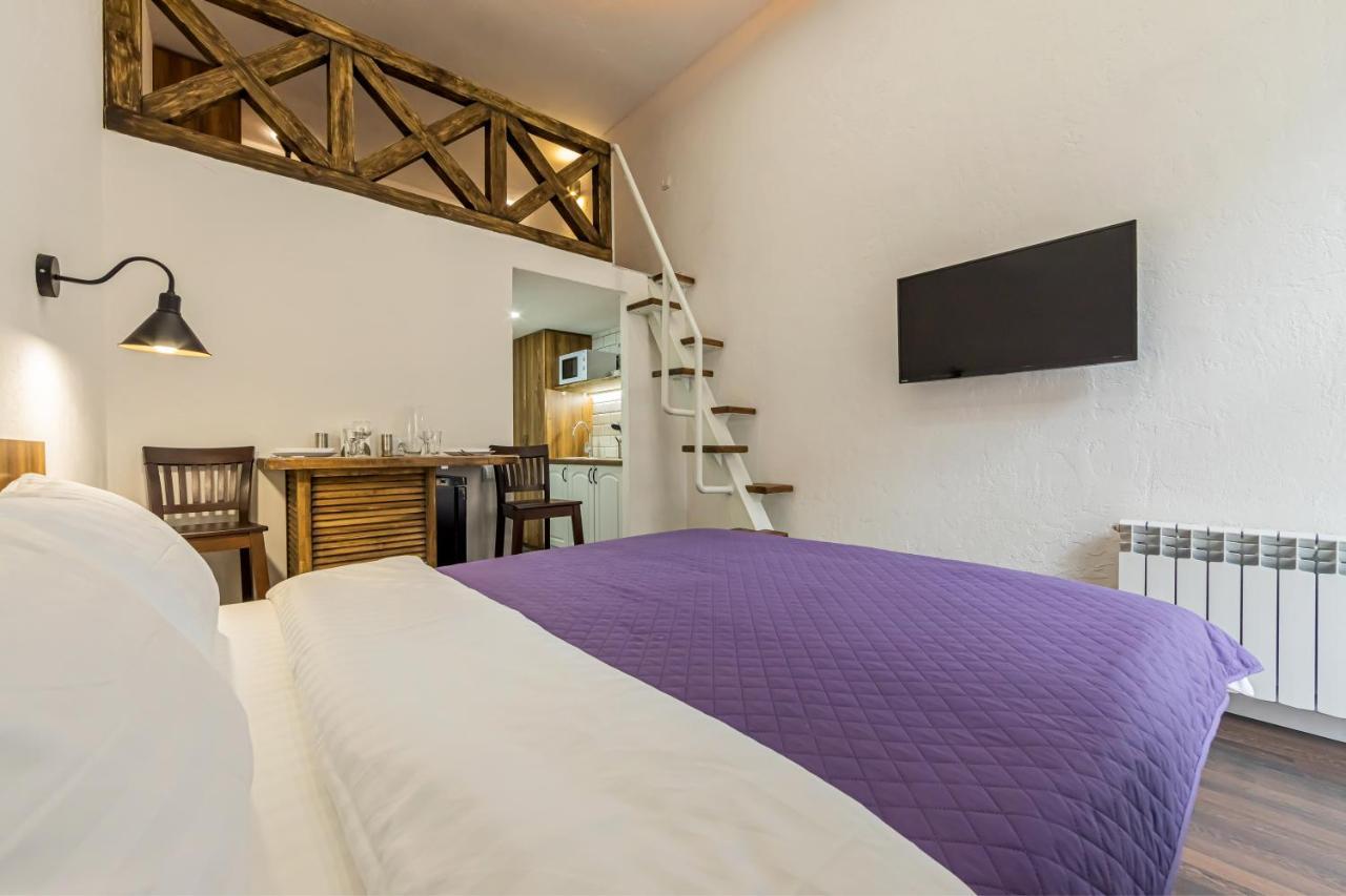 Kyiv Saksahanskoho Apart Hotel Dış mekan fotoğraf